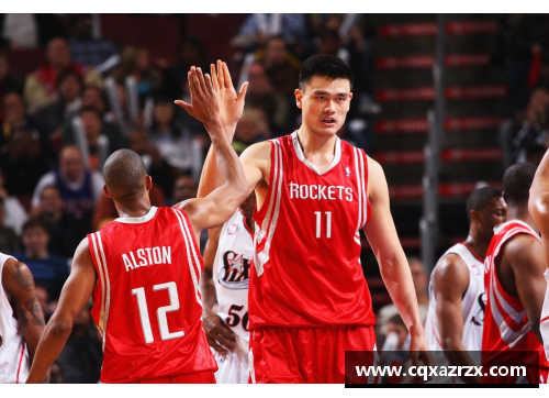 姚明NBA生涯的顶峰：年薪成为全球焦点